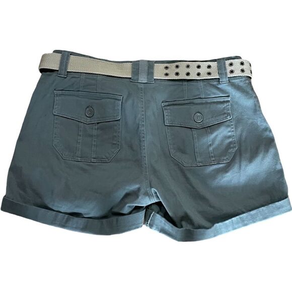 Urban Life Khaki Green Shorts - Size 13/14 - Picture 2 of 4